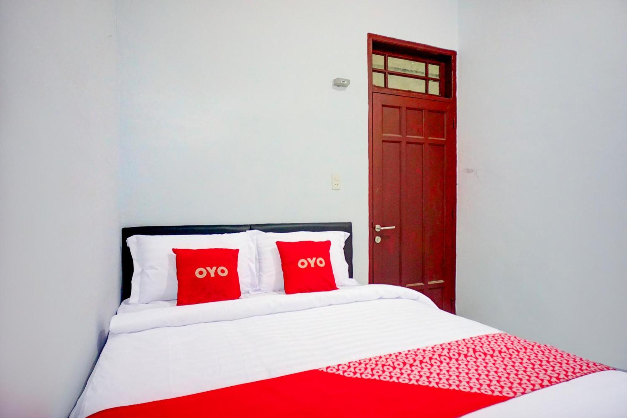 Hotel O Krakatau Near Universitas Muhammadiya Sumatra Utara Umsu Medan Bagian luar foto